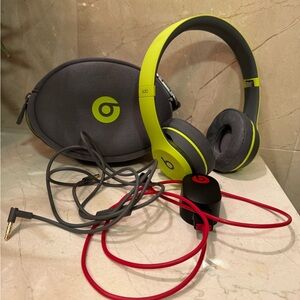 Beats Solo Wireless